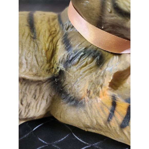 2-Vintage porcelain Cat Figurines - Picture 8 of 16